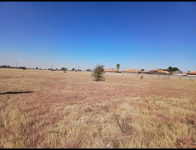 15,154M² VACANT LAND FOR SALE IN RIVERSDALE